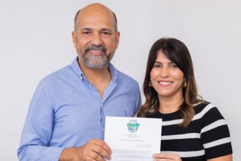 "Caos na saúde de Eunápolis: Hospital em crise, postos de saúde abandonados e silêncio da Secretária Lívia Oliveira"